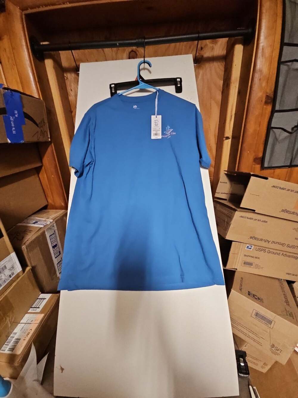 (381) Southern Tide Tee Size M